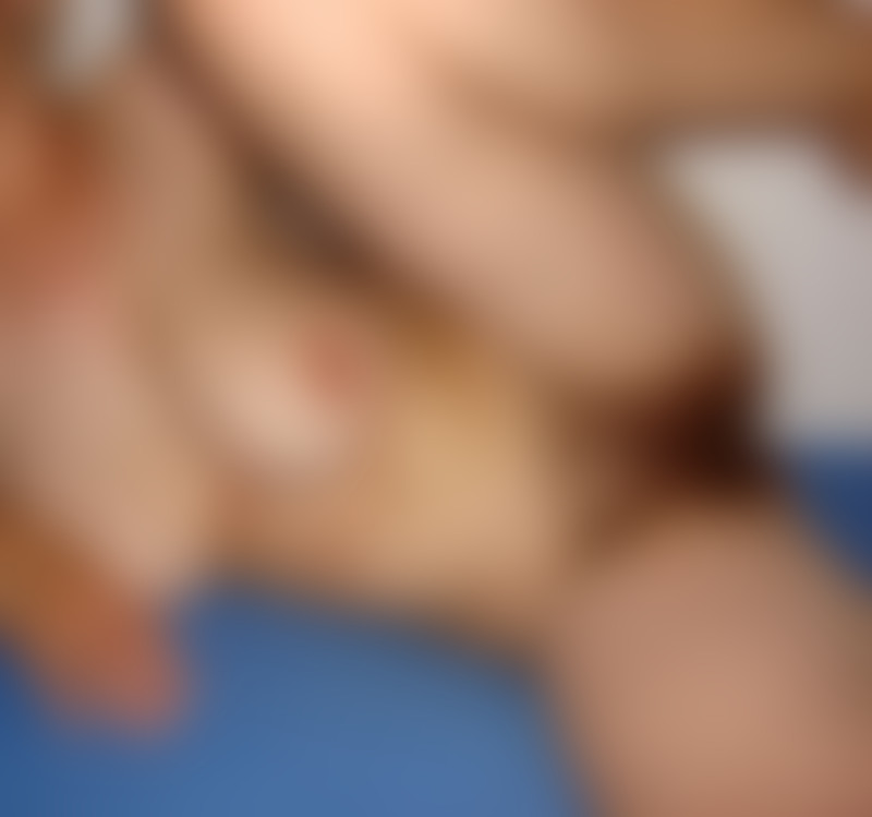Behaarte Frauen auf AmateurCommuniy entdecken Amateurin zeigt ihre behaarte Muschi