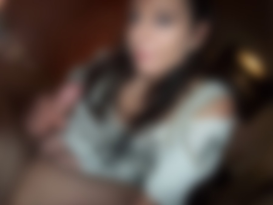 Geile Handjob Bilder und Videos anschauen! Handjob im Dirndl